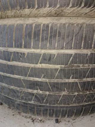 Neumáticos Continental 315/40R21