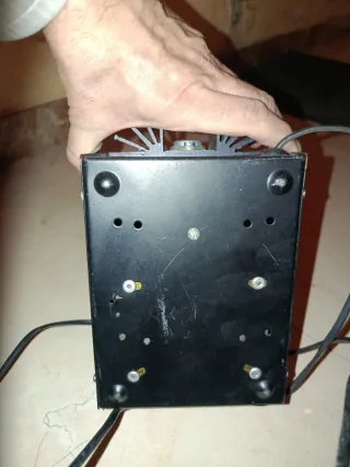 Fuente Alimentación regulada SETRONIC 1005 5-7A