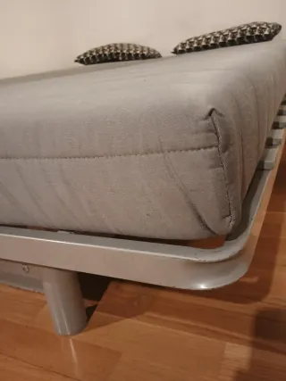 Sofá Cama Gris Clic Clac IKEA con cajón almacenaje