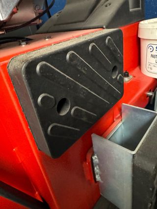 Desmontadora Neumáticos de Moto SICAM 220V