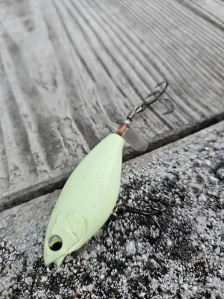 Lote señuelos superficie black bass