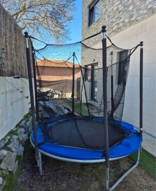 Cama elástica infantil con red de seguridad