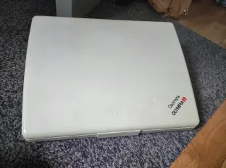 Máquina de escribir Olympia Carrera