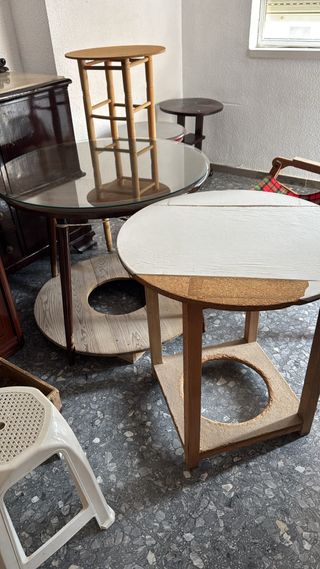 Juego de 5 Sillas de Madera