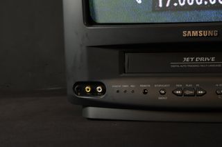 Televisión Combi con VHS Samsung