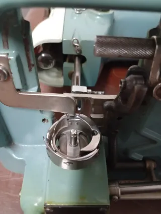 Máquina de coser Alfa Alfamatic