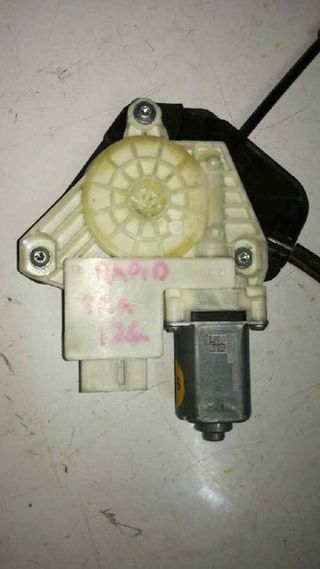 163153 5ja959811f elevalunas tras izq skoda rapid