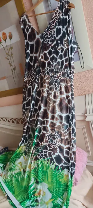 Vestido largo fiesta estampado animal y hojas