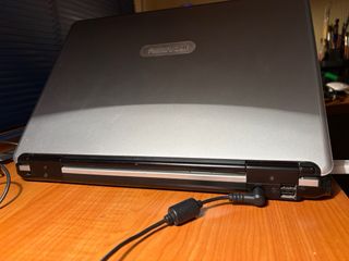 Packard Bell EasyNote R673 Portátil