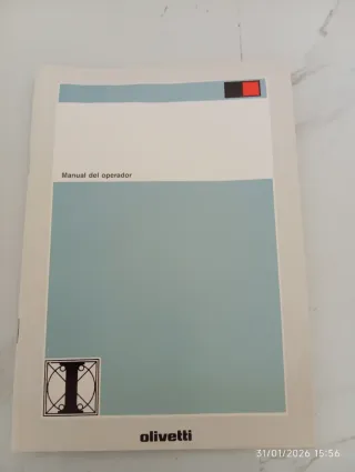 Máquina de escribir Olivetti ET personal 55