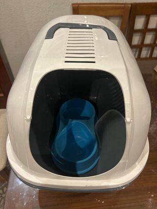 Cama para Gatos y Arenero y comedero