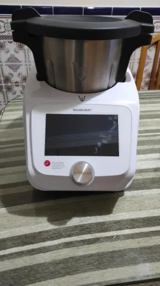 Monsieur Cuisine Connect poco uso