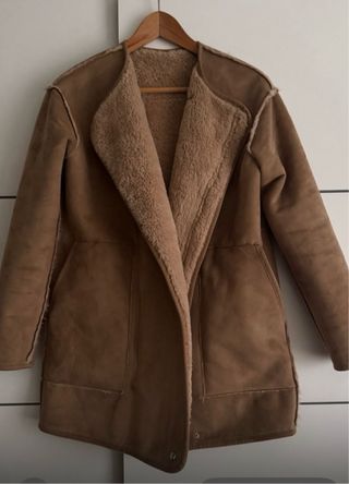 Abrigo reversible pelo y ante, esta impecable