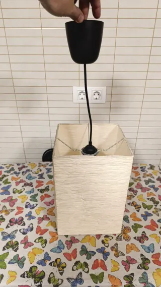 Lámpara de techo Ikea tela beige y negro