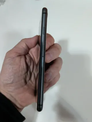 iPhone 8 64GB Space Gray