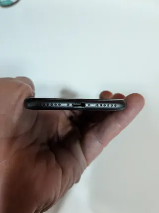 iPhone 8 64GB Space Gray