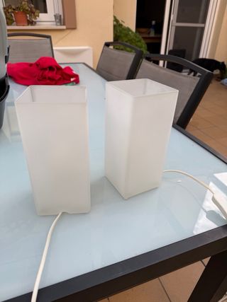 Lámparas de mesa cuadradas blancas