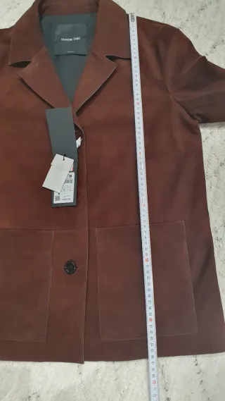 Chaqueta Piel Nobuk Massimo Dutti .