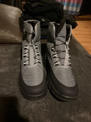 Botas de invierno grises para mujer