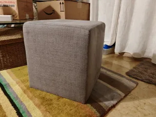 Puff Cubo Tapizado Gris