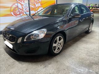 Volvos S60  149. 876 km