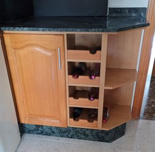 Mueble de cocina madera y mármol
