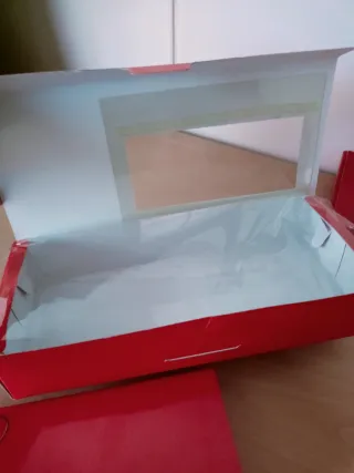 Lote 5 Cajas Cartón Rojas