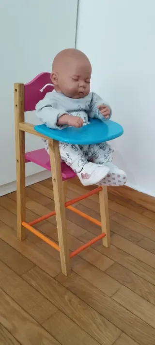 Trona de juguete de madera