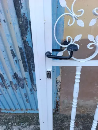 2 Puertas de seguridad 70 cada uno