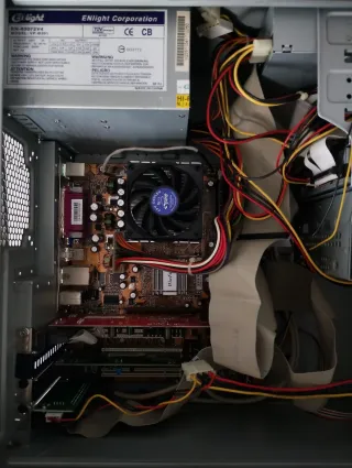 Ordenador Retro Windows 98/Me