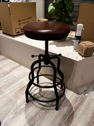 Taburete estilo retro