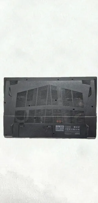 Portátil Gaming Gigabyte A7 X1