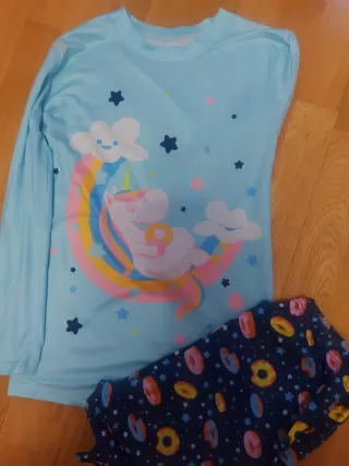 Pijama niña unicornio y mariposa