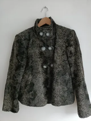 Chaqueta corta Javier Simorra y Jersey Only