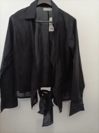 Camisa negra cruzada tejido fino