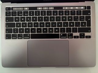 MacBook Pro 13” 2020 Plata