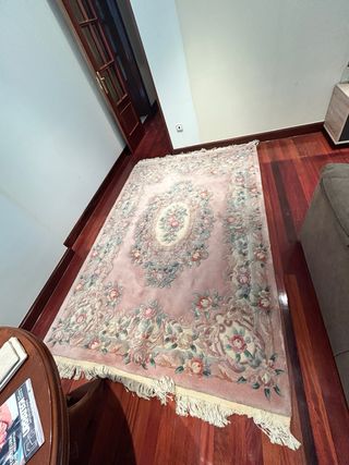 Alfombra antigua de lana vintage floral