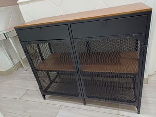 Mueble Industrial Negro y Madera