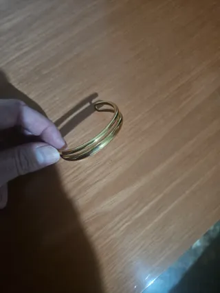 Brazalete dorado