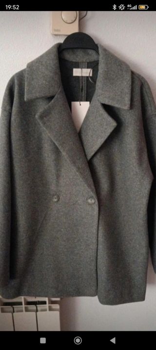 Abrigo Zara Gris