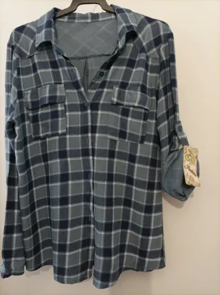Camisa de cuadros azul y gris