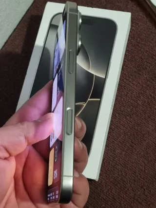 iPhone 16 Pro - Salud Batería 92%