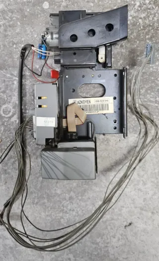 Maquina tragaperras repuestos.