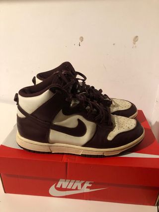 Zapatillas Nike Dunk High Marrones y Blancas