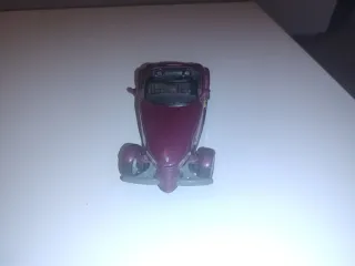 Plymouth Prowler 1:24 Morado