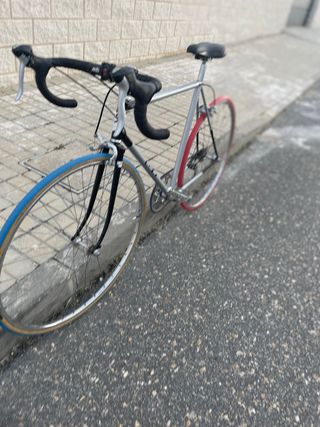Bicicleta carretera restaurada