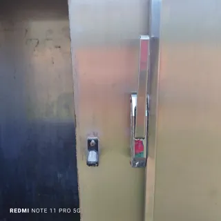 Puerta nevera industrial