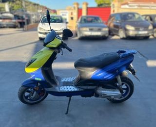 Keeway caballete fact 50 102318