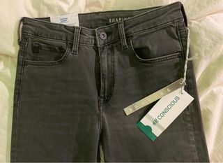 Pantalones vaqueros gris H&M Shaping Skinny 28