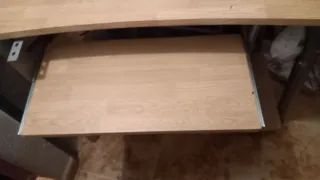 Mesa de escritorio madera y metal